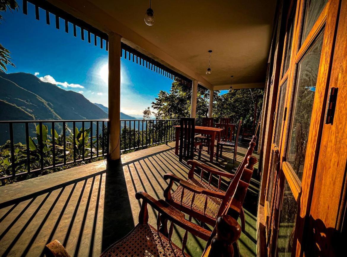 Nature Green Hotels On Rock Home 엘라 외부 사진